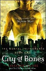 Cassandra Clare: City of bones (Hardcover, 2007, Walker Books)