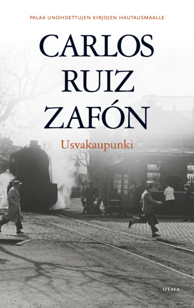 Carlos Ruiz Zafón, Antero Tiittula: Usvakaupunki (Hardcover, Finnish language, 2021, Otava)