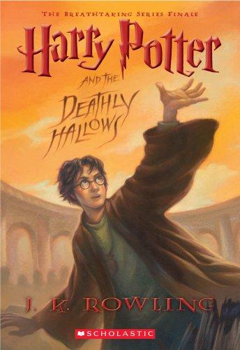 J. K. Rowling: Harry Potter and the Deathly Hallows (Paperback, 2009, Thorndike Press)