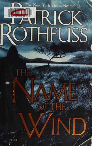 The Name of the Wind (Paperback, 2009, Daw Books)